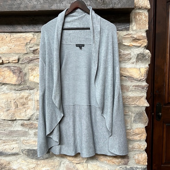 Tribal cardigan - Picture 1 of 3